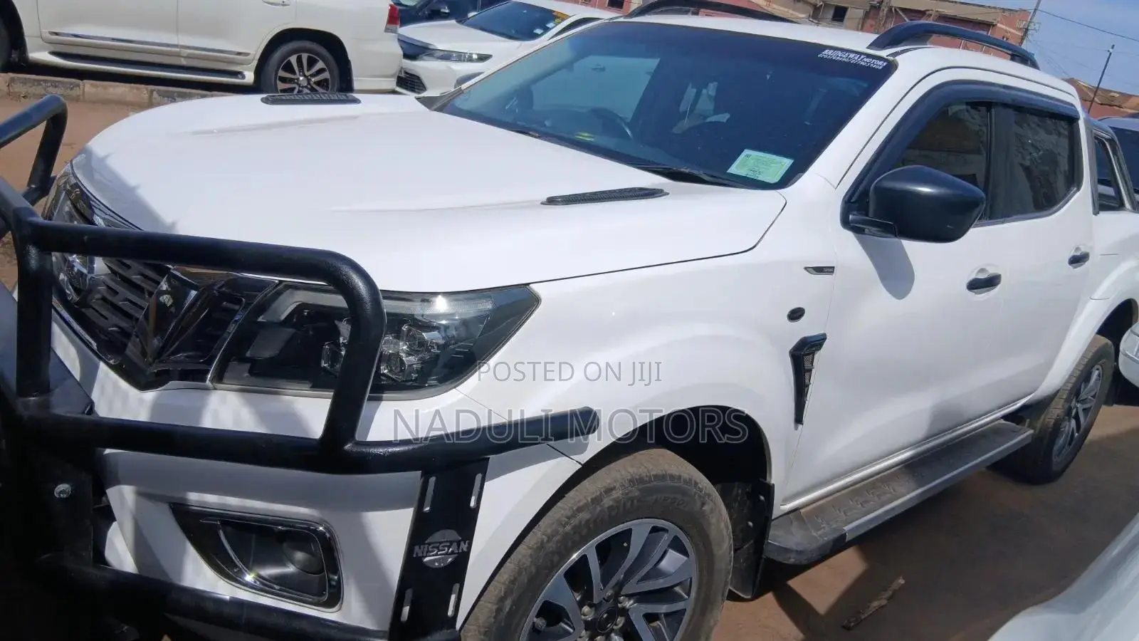 Nissan Navara 2016 White