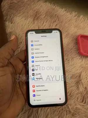 Apple iPhone 11 64 GB Red