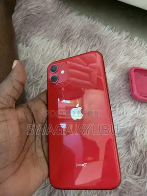 Apple iPhone 11 64 GB Red