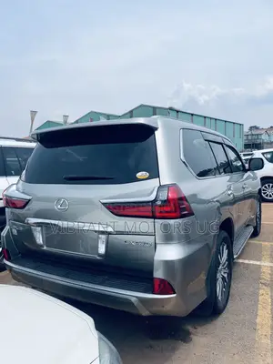 Lexus LX 570 AWD 2017 Gray