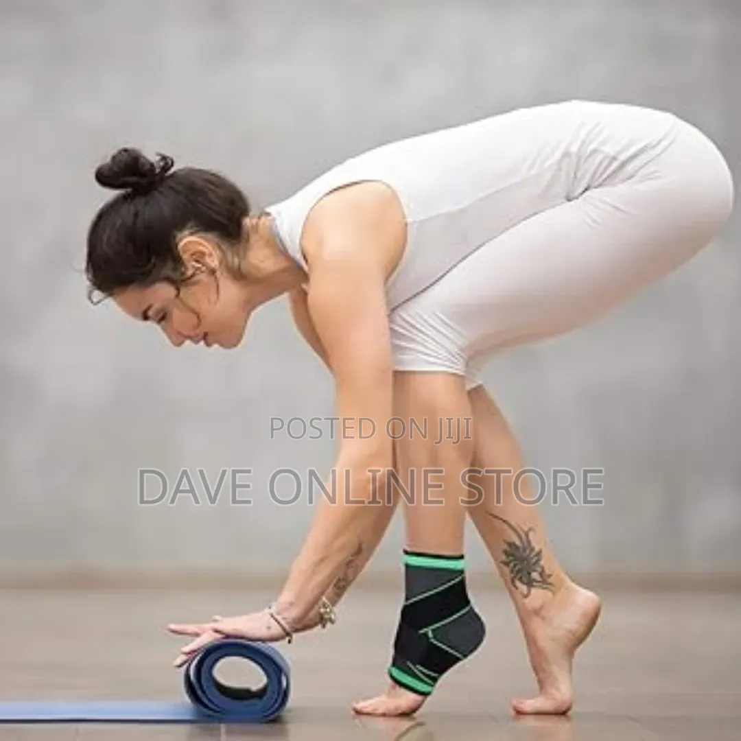 Ankle Support Brace, Adjustable Compression Ankle Support,