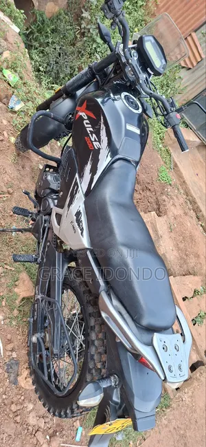 Hero XPulse 200 2018 Black