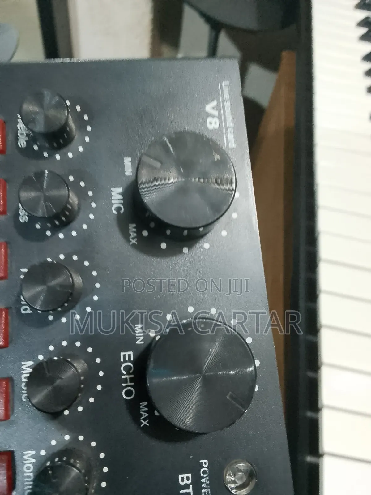 Live Soundcard V8
