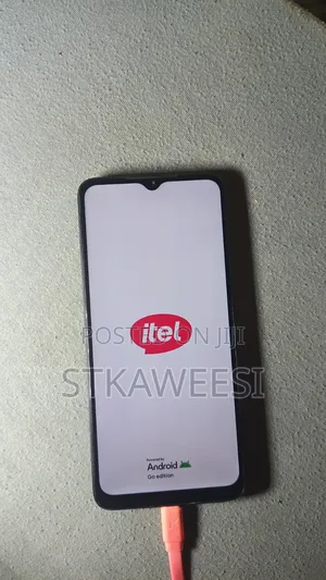 Itel A06 64 GB Black