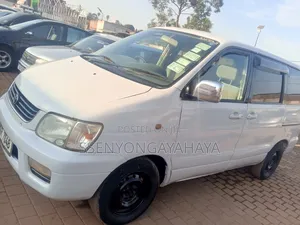Toyota Noah 2001 White