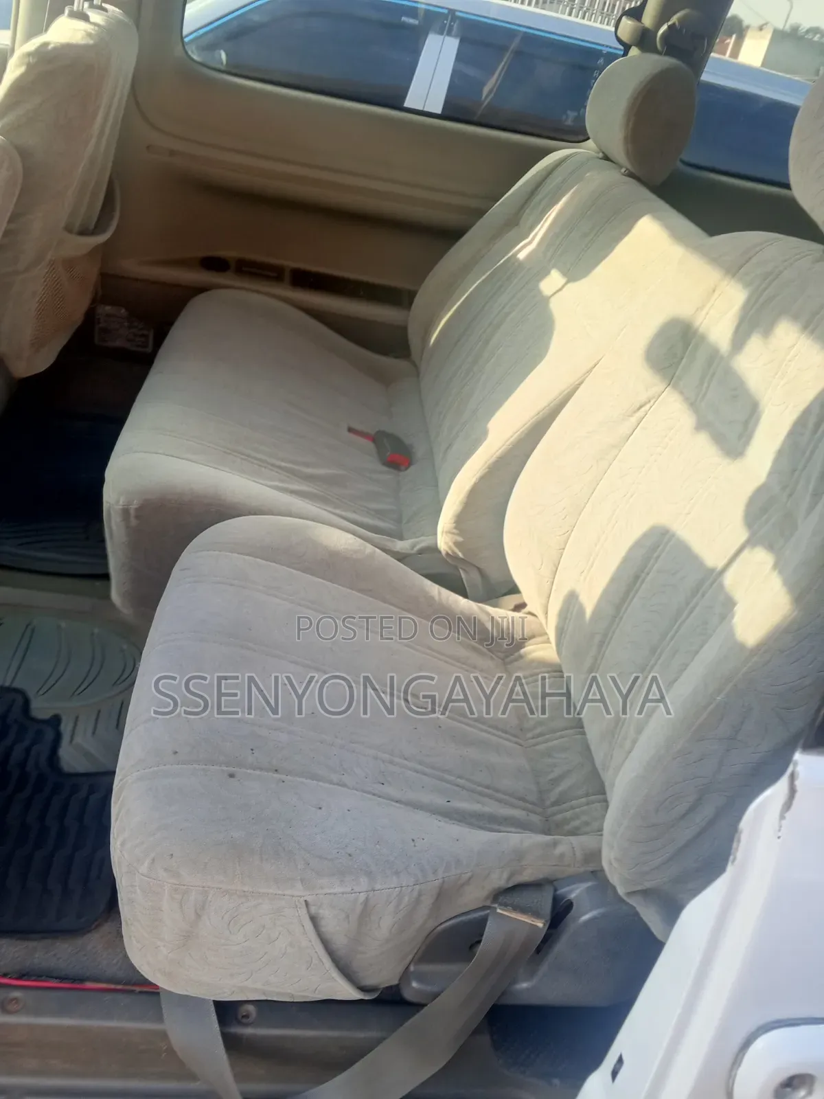 Toyota Noah 2001 White
