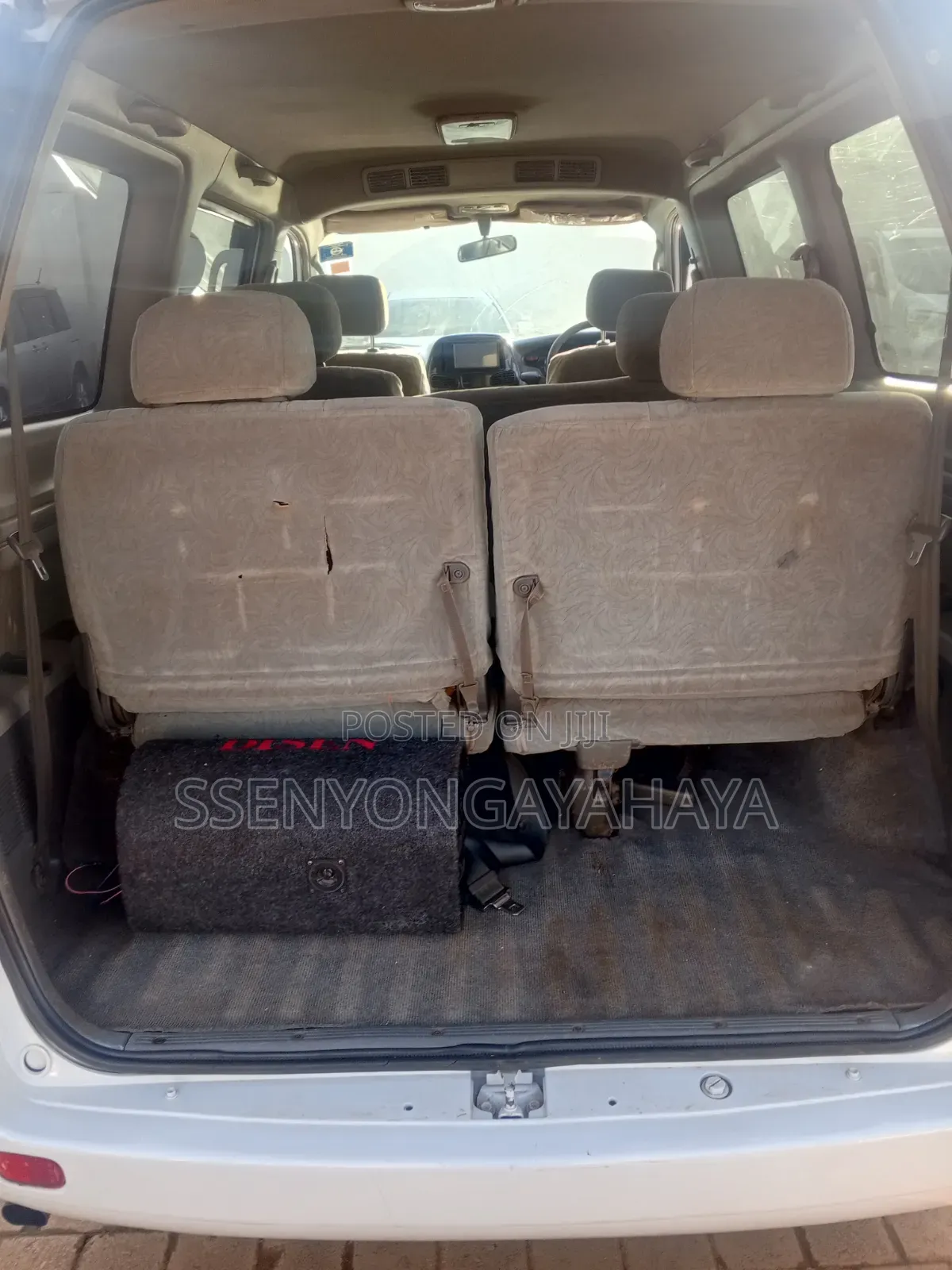 Toyota Noah 2001 White