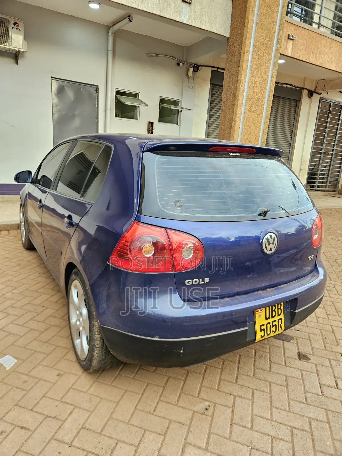 Volkswagen Golf 2005 Blue