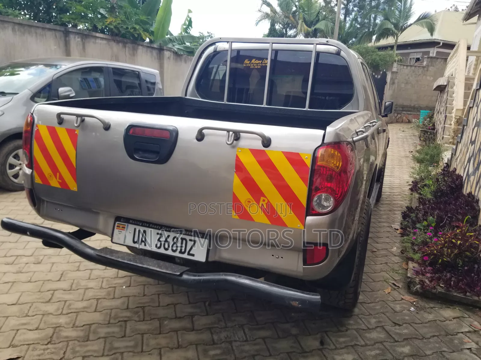 Mitsubishi L200 Double Cab 2.5 136hp 4WD 2007 Beige