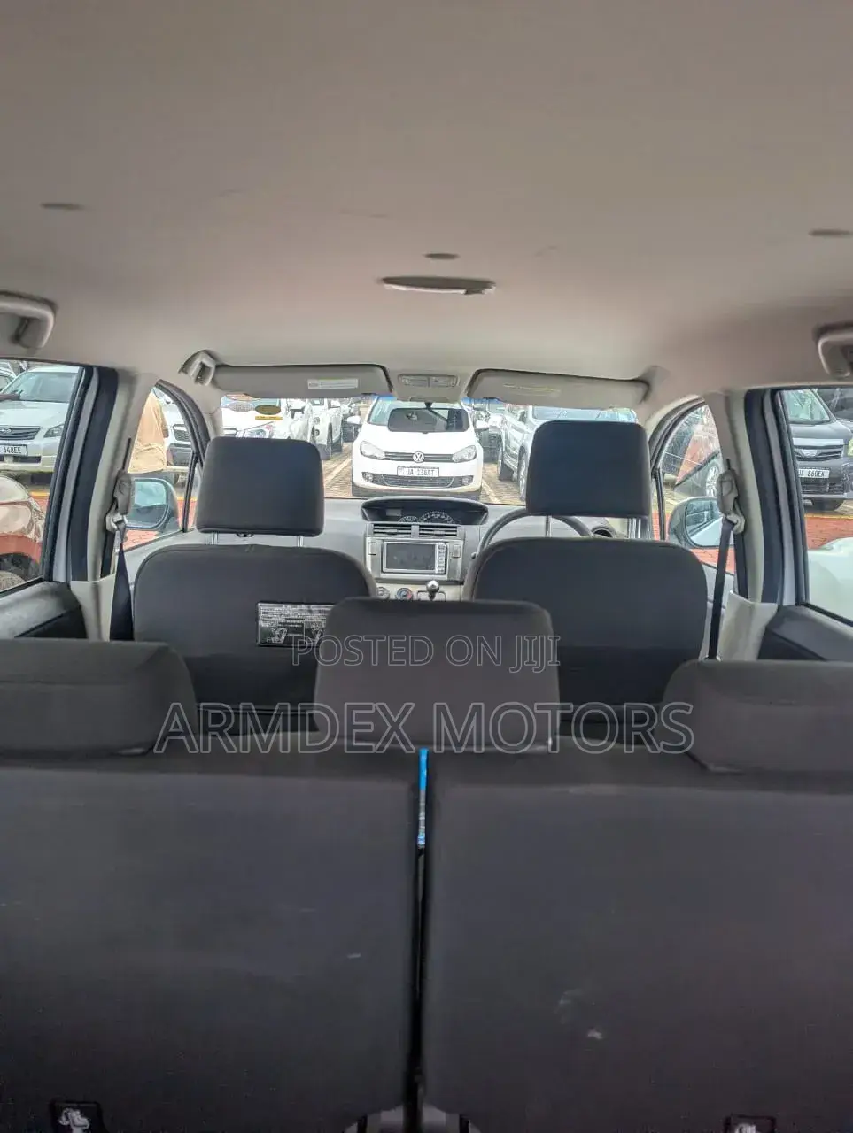 Toyota Passo Sette 1.5 AWD 2012 White