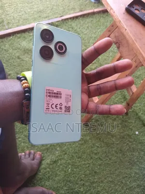 Infinix Smart 8 64 GB White