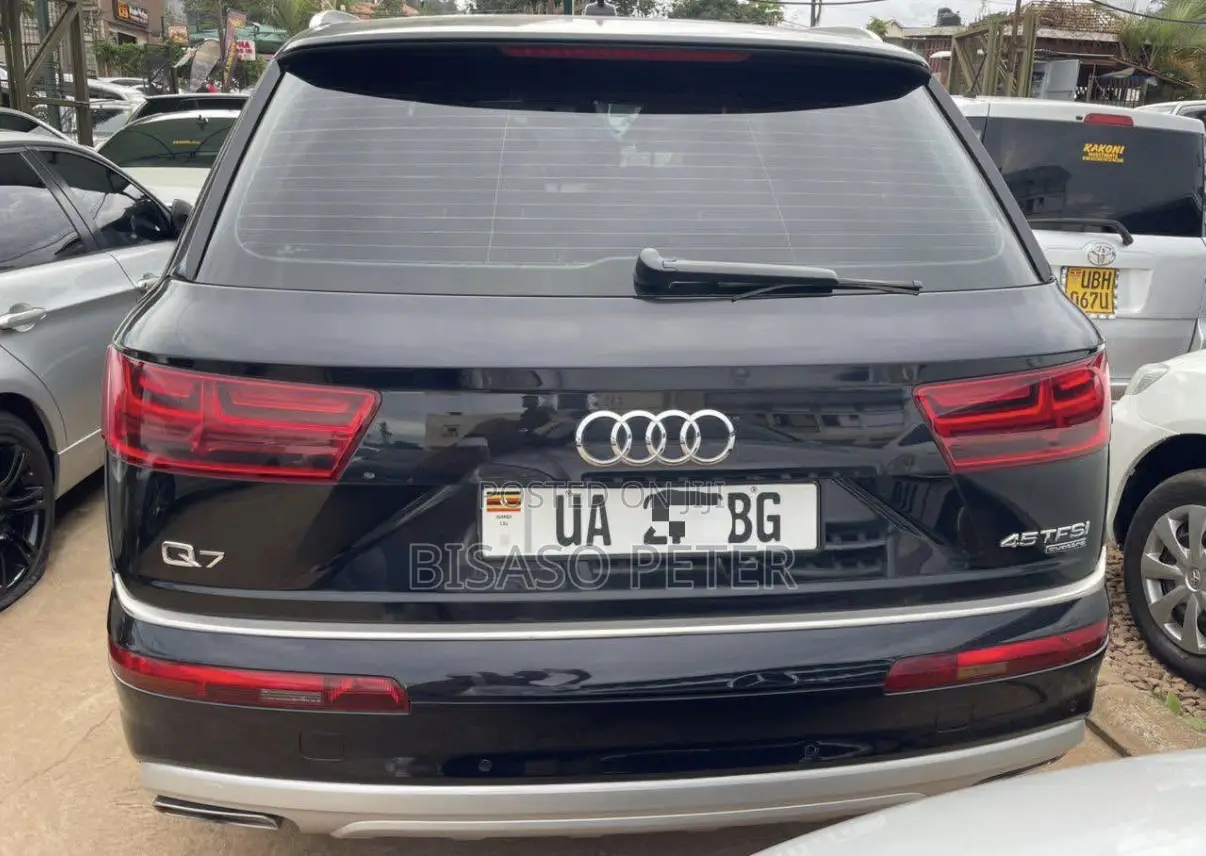 Audi Q7 2018 Black
