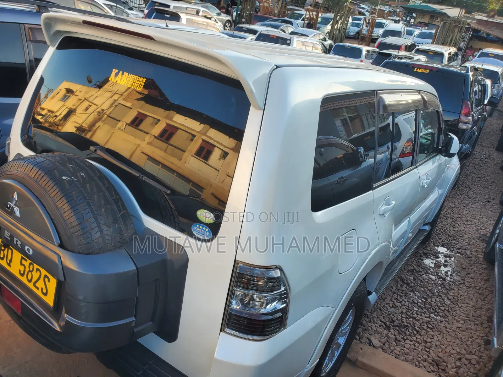 Mitsubishi Pajero 2010 White