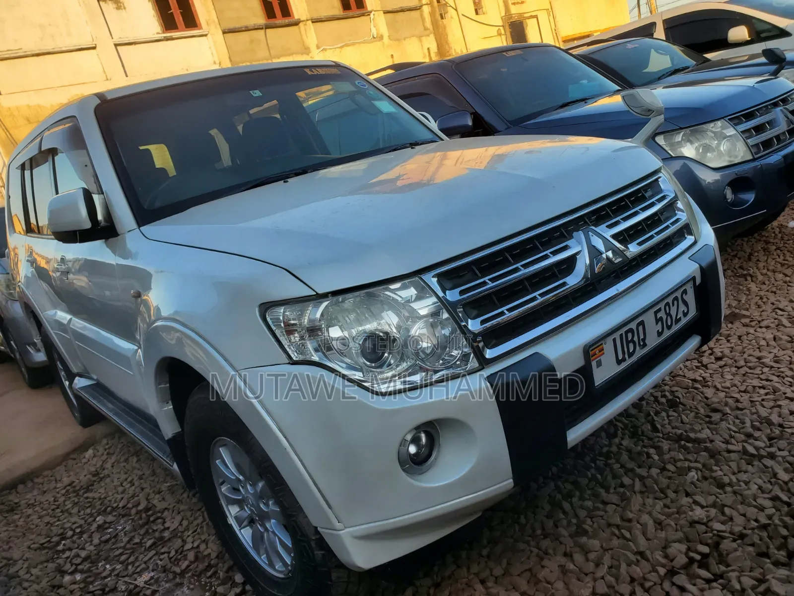 Mitsubishi Pajero 2010 White