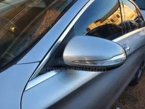 Mercedes-Benz C180 2015 Silver
