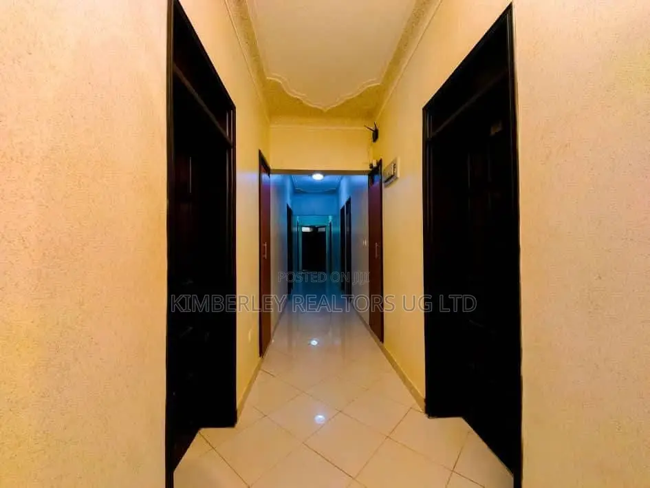 Furnished 20bdrm Apartment in Central Division for sale