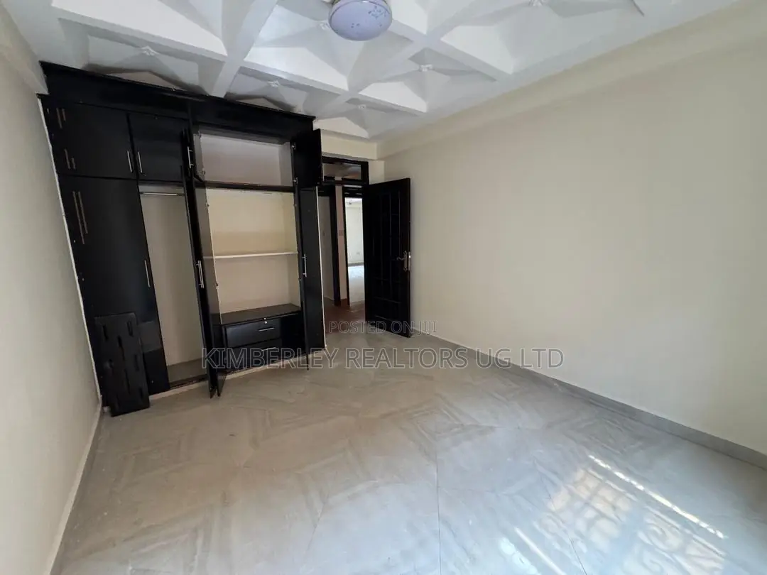Furnished 3bdrm Apartment in Central Division for sale