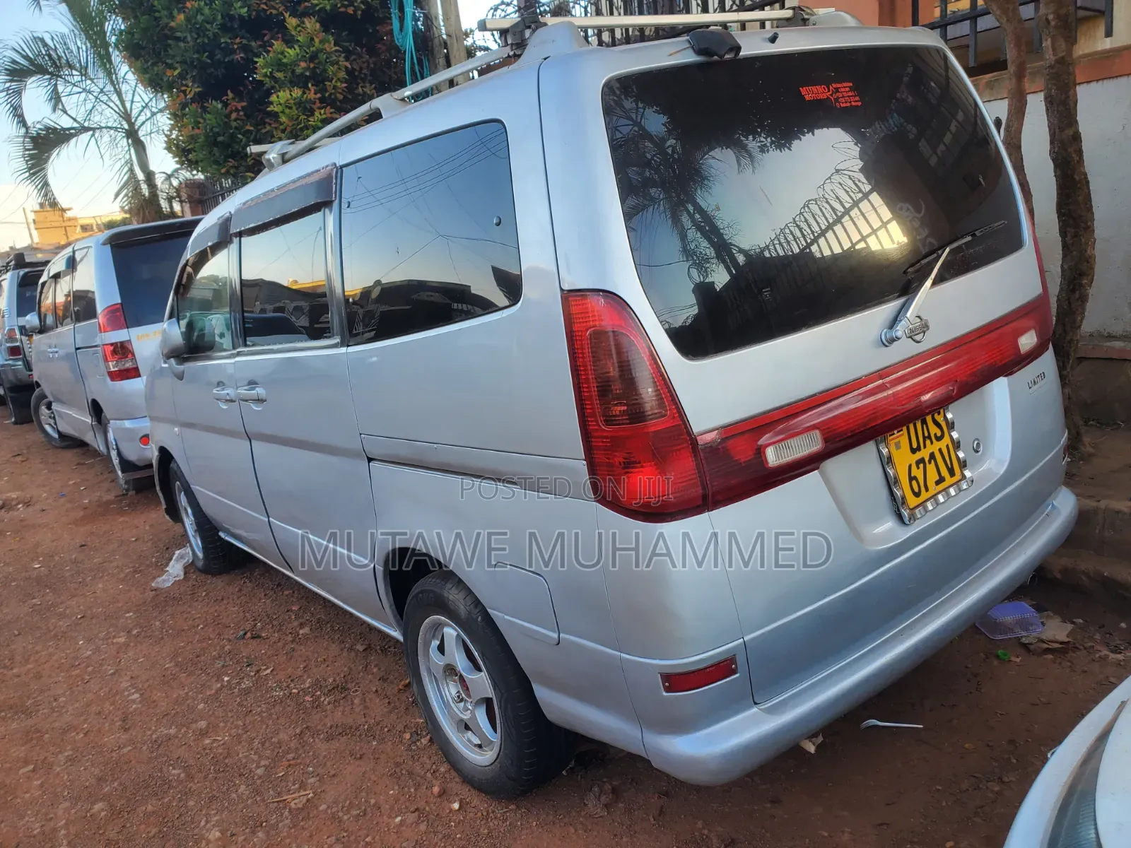 Nissan Serena 2004 Silver