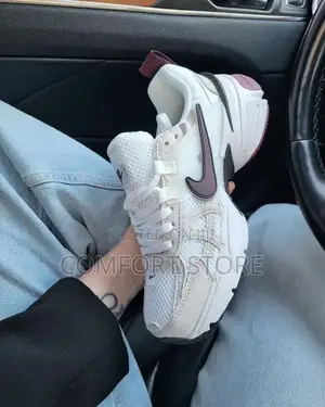 Classic Women Sneakers