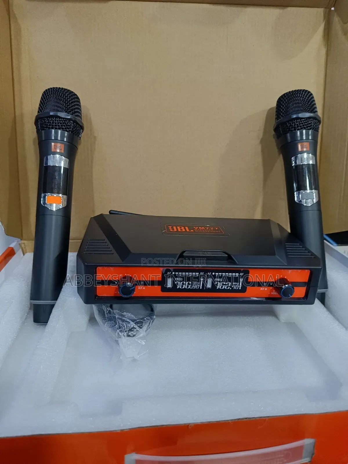 JBL M777 Wireless Microphone System Uhf High Frequency JBL Microphone