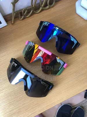 100% Strata 2 Goggles