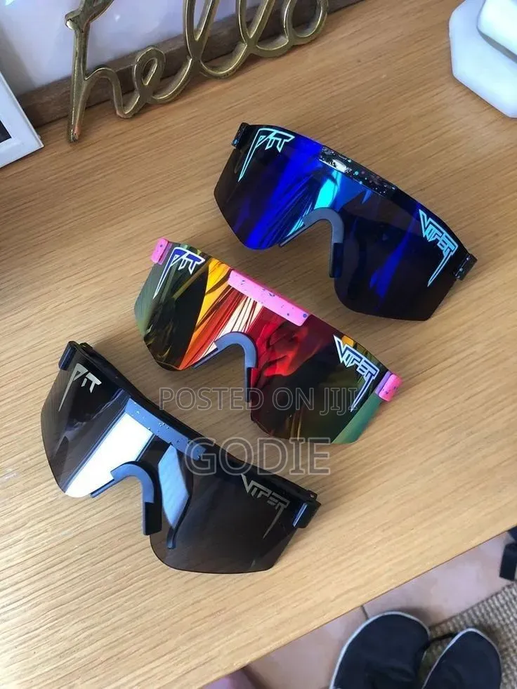 100% Strata 2 Goggles