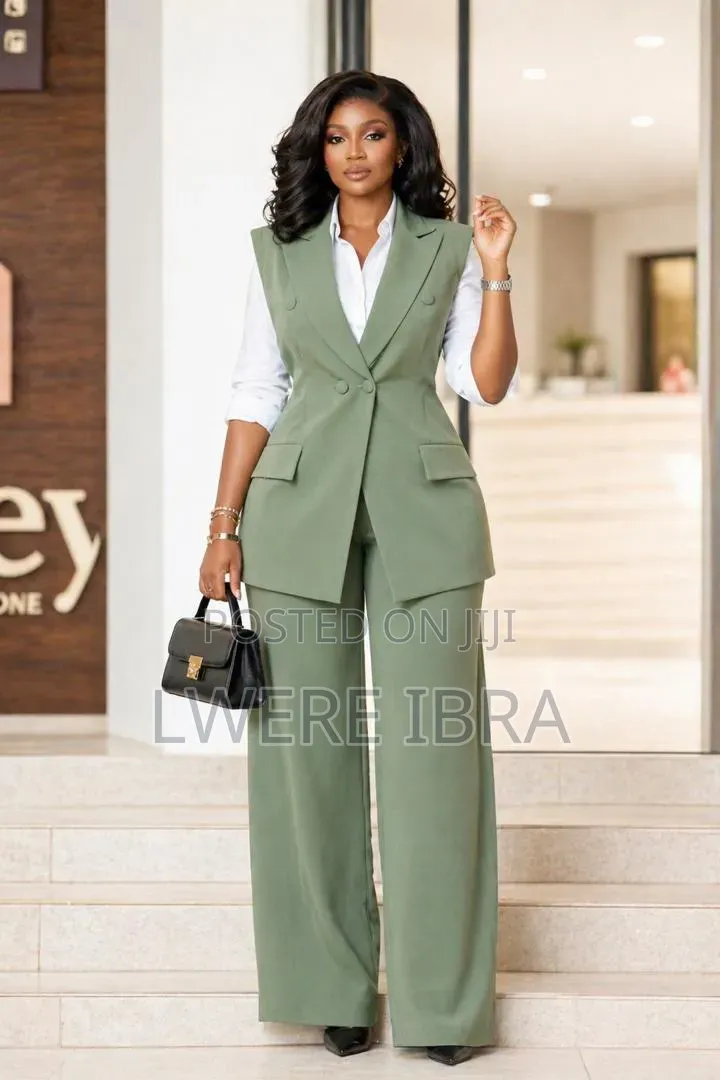 Green Suit for Ladies With a Shirt