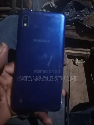 Samsung A10 32 GB Blue