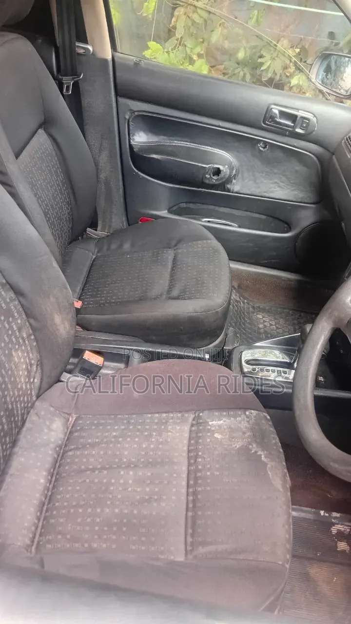 Volkswagen Golf 2000 Black