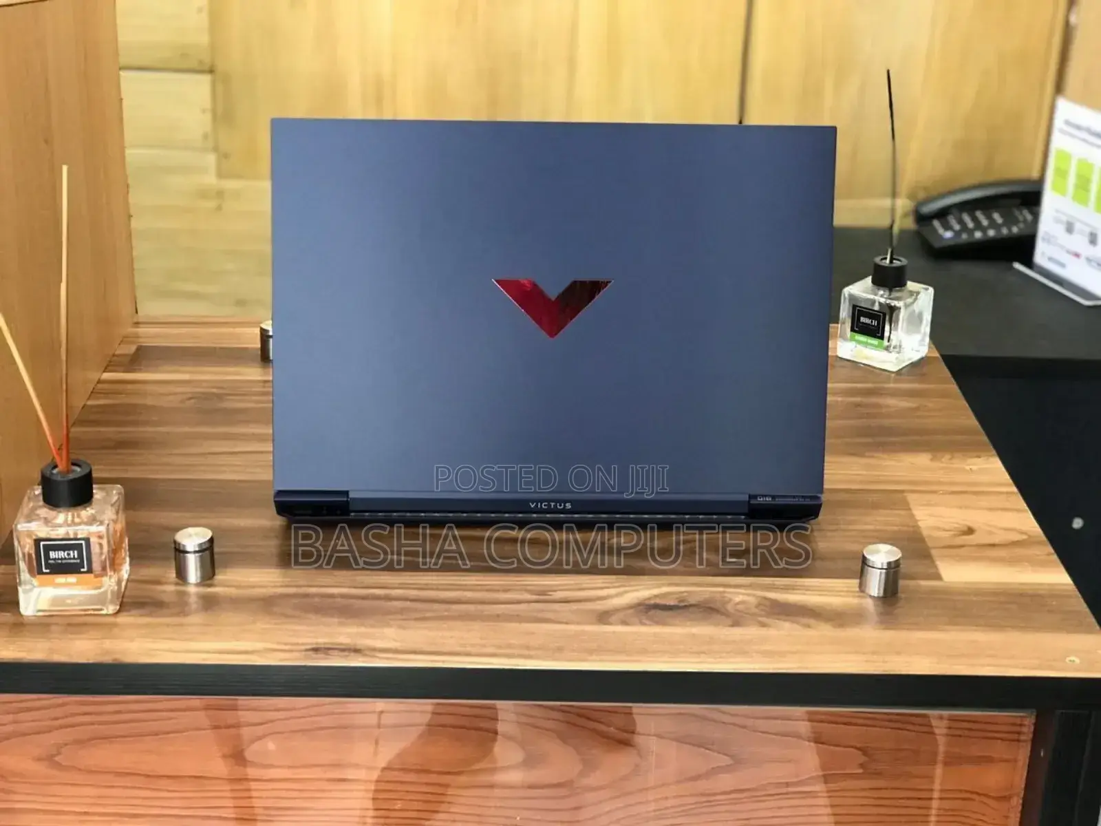 New Laptop HP Victus 15 16GB AMD Ryzen 7 SSHD+SSD 512GB
