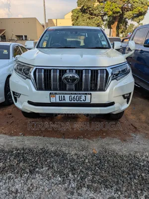 Toyota Land Cruiser Prado 2019 White