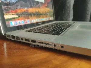 Laptop Apple MacBook Pro 2010 4GB Intel Core i5 HDD 320GB
