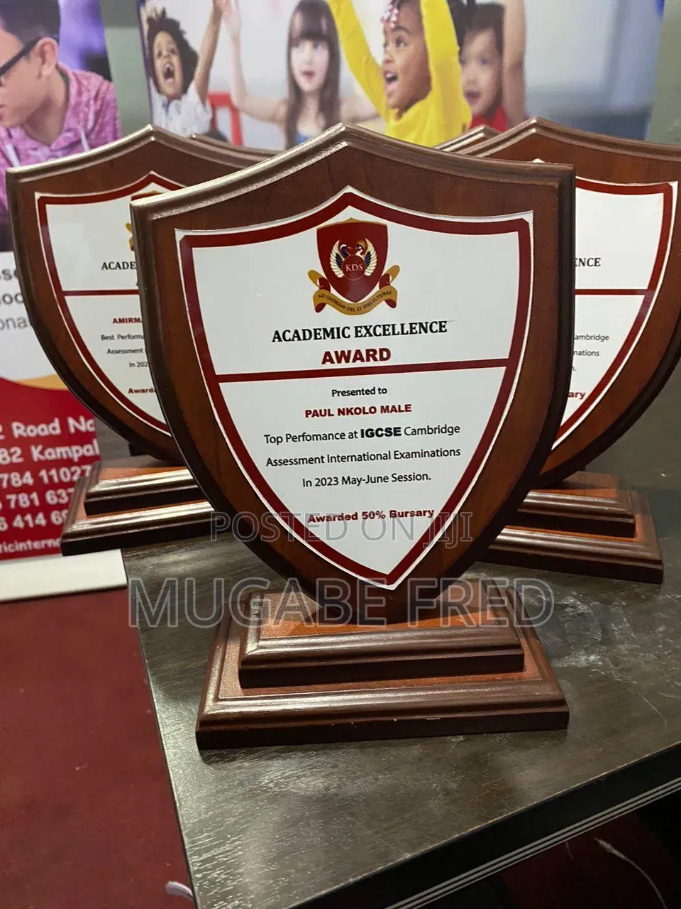Awards / Plaques