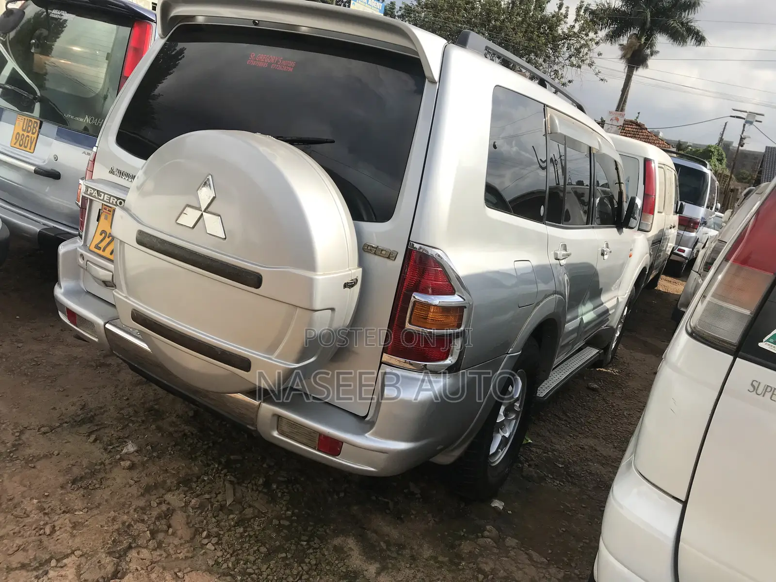 Mitsubishi Pajero 1999 Silver