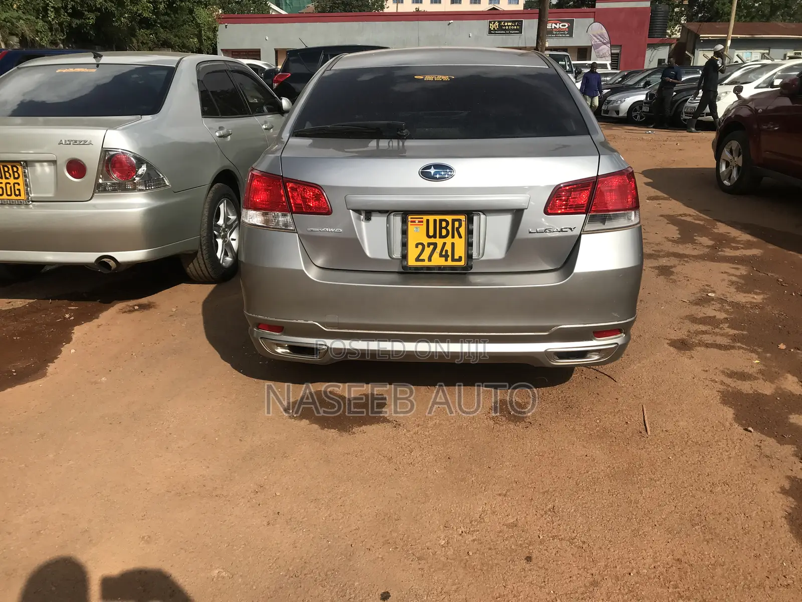 Subaru Legacy 2011 Silver