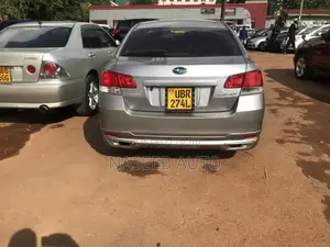 Subaru Legacy 2011 Silver