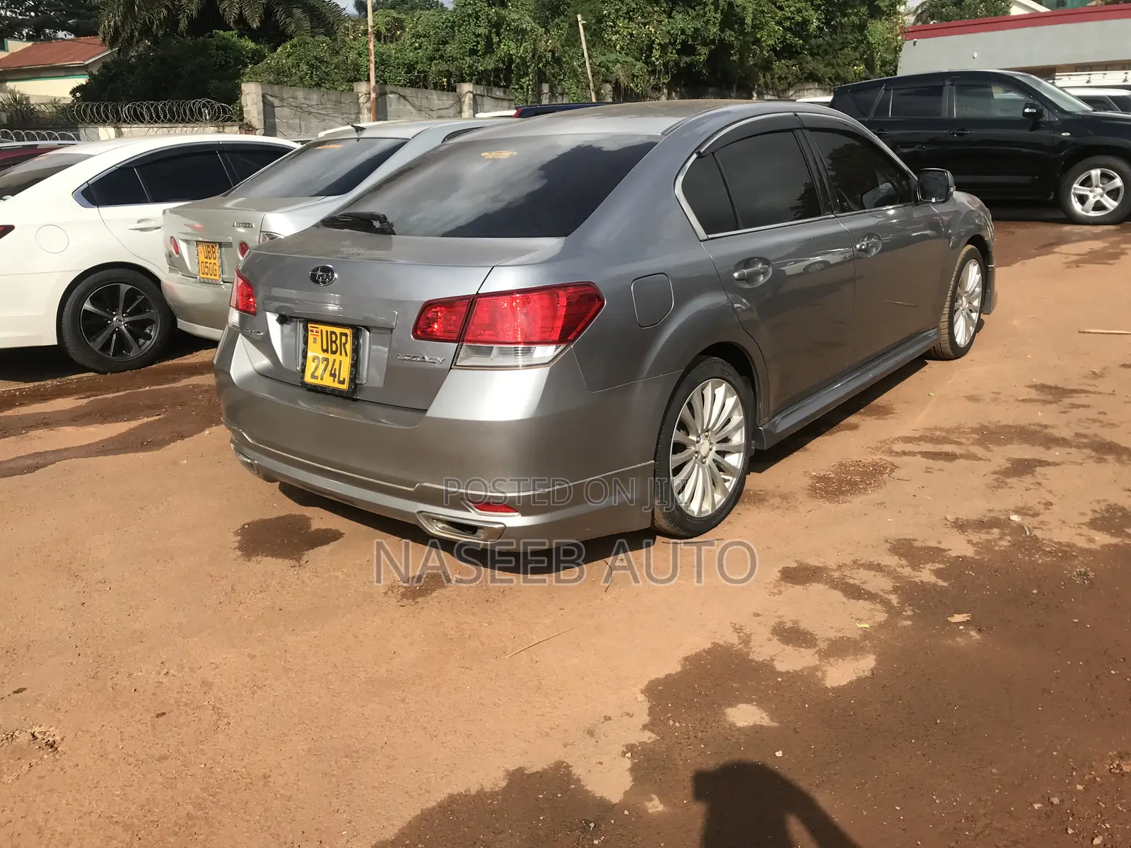Subaru Legacy 2011 Silver