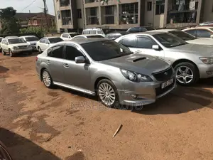 Subaru Legacy 2011 Silver