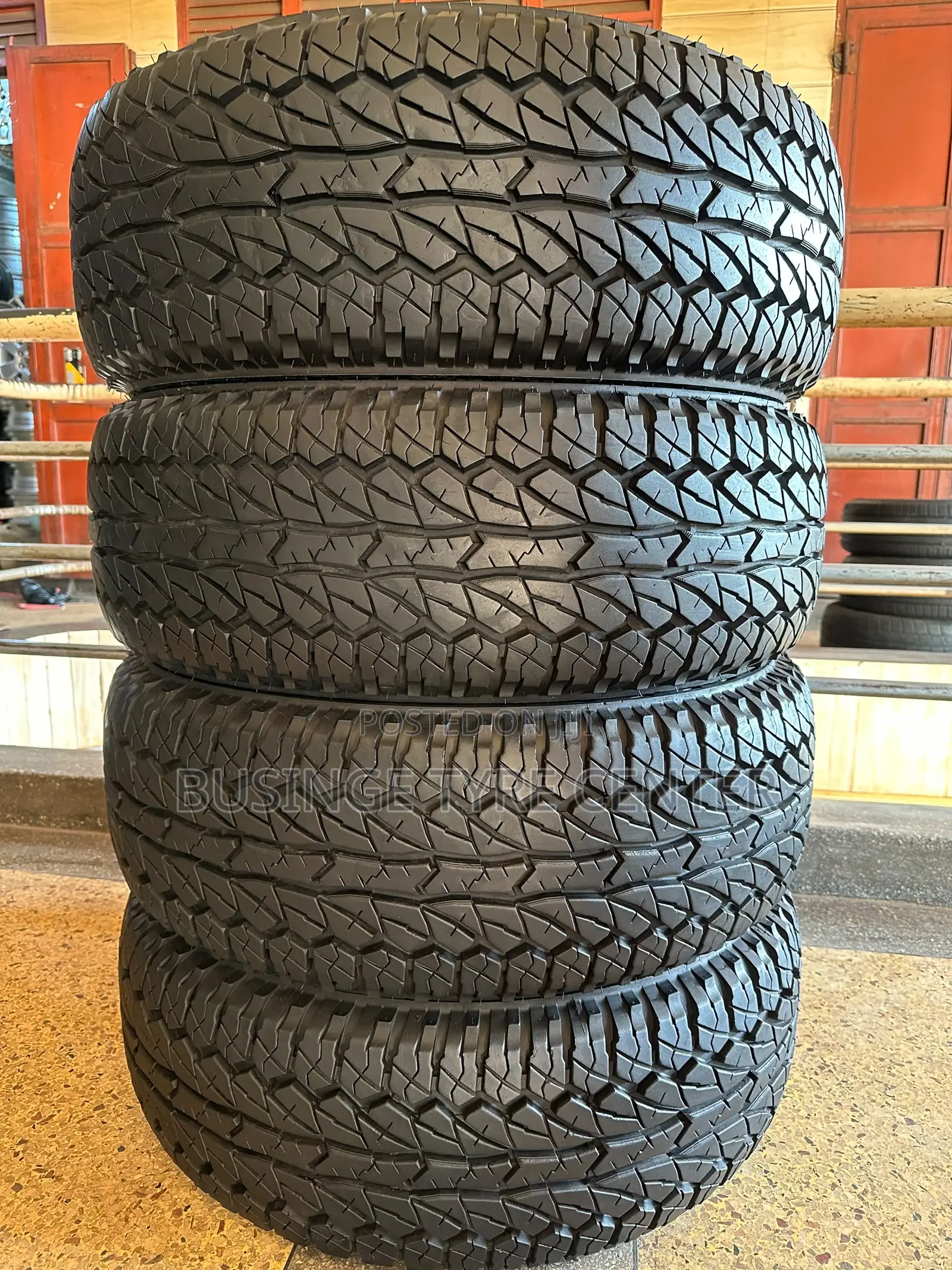 285/70r17 Comforser Foreign Used Tires Only One Week Driven