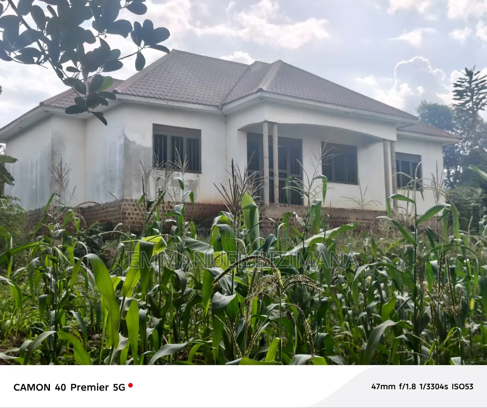 3bdrm Bungalow in Nabusugwe, Central Division for sale
