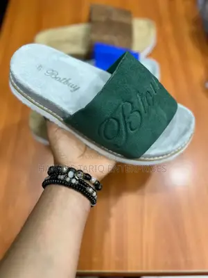 Botbuy Premium Suede-Finish Slip-on Slides