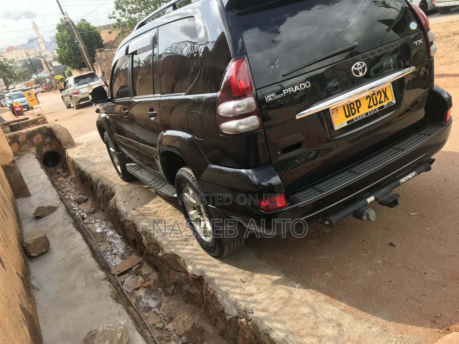 Toyota Land Cruiser Prado 2010 Black