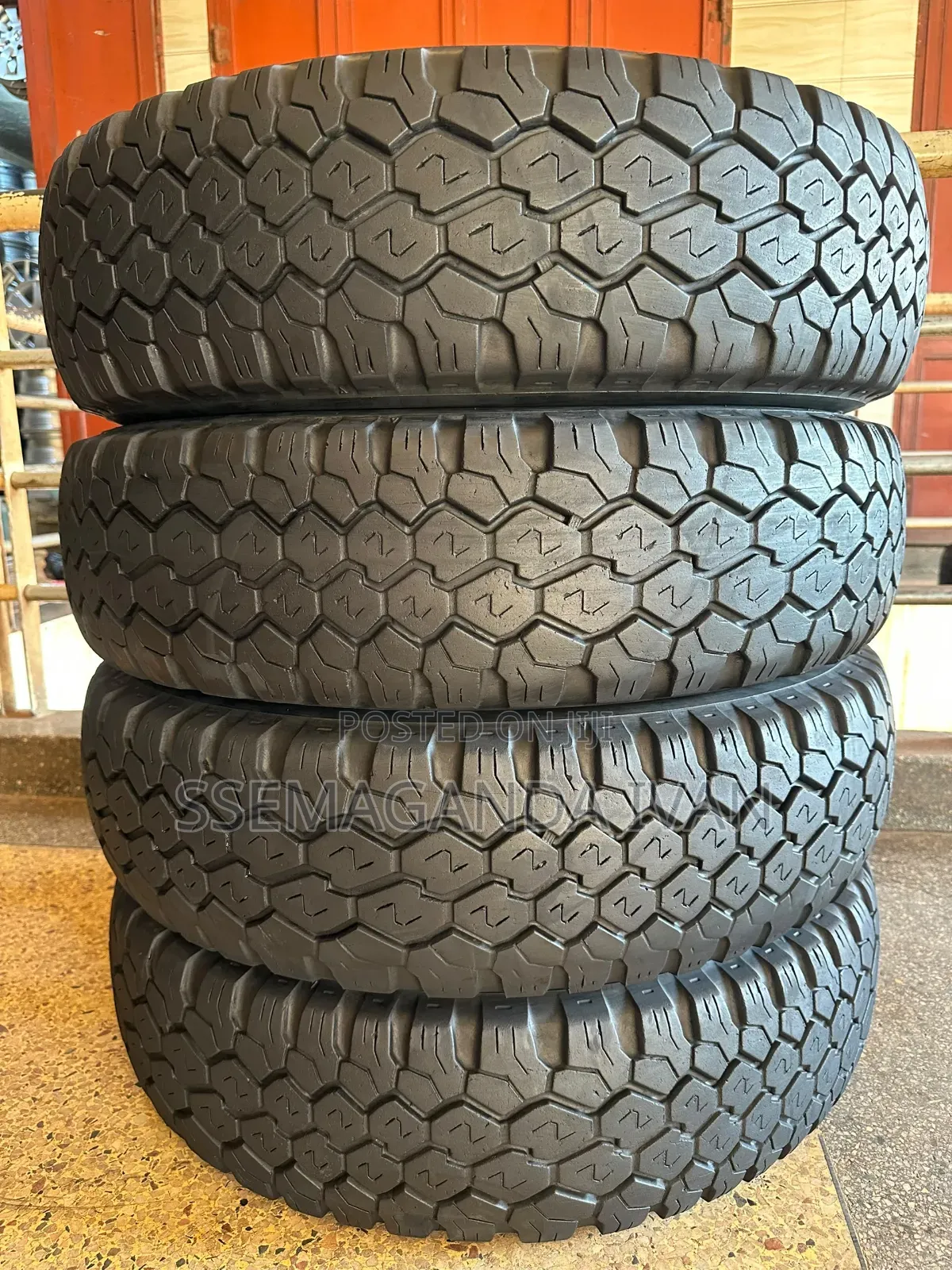 235/85r16 Sp Road Gripper Foreign Used Dunlop