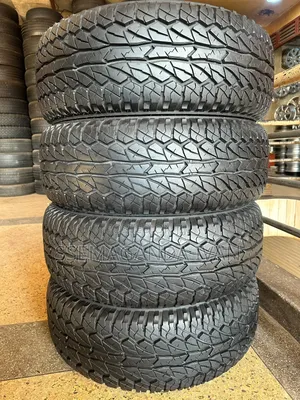 285/70r17 Used Comforser Tyres a/T