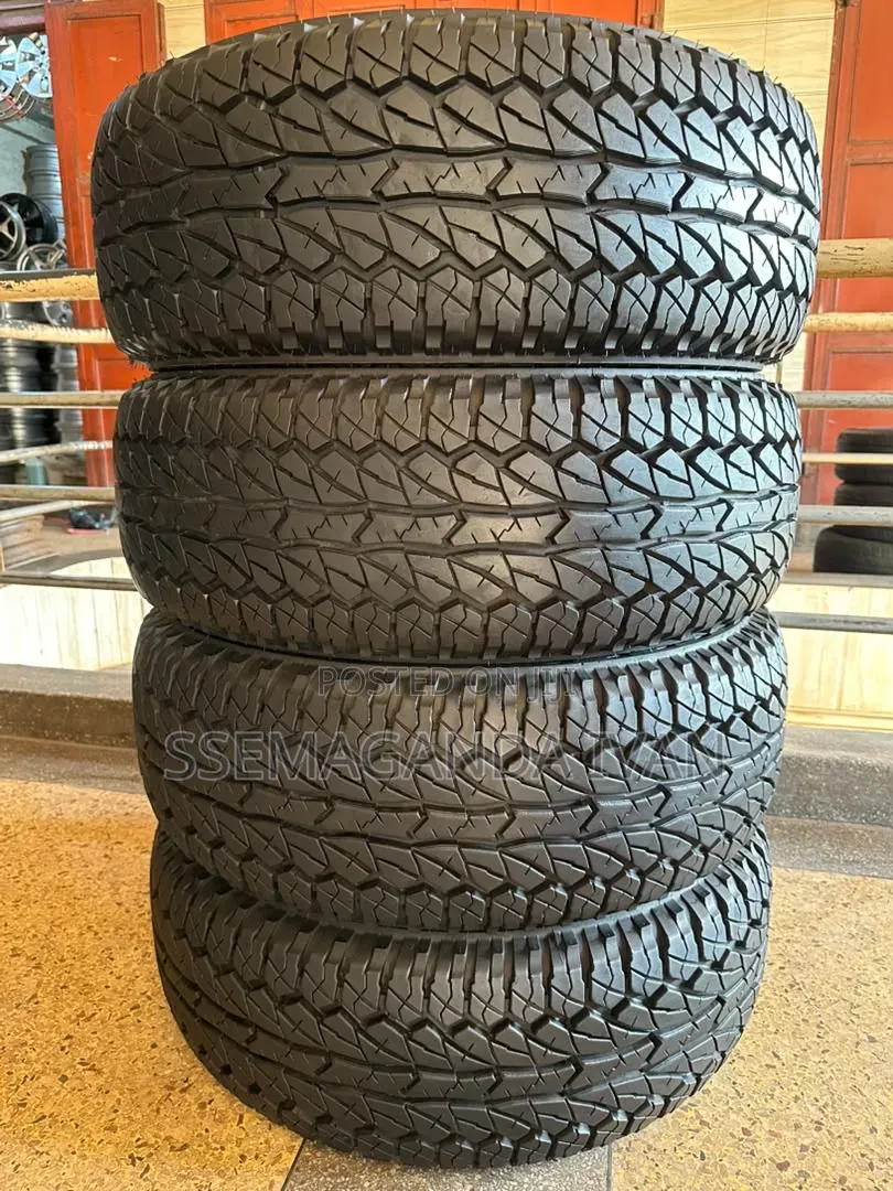 285/70r17 Used Comforser Tyres a/T