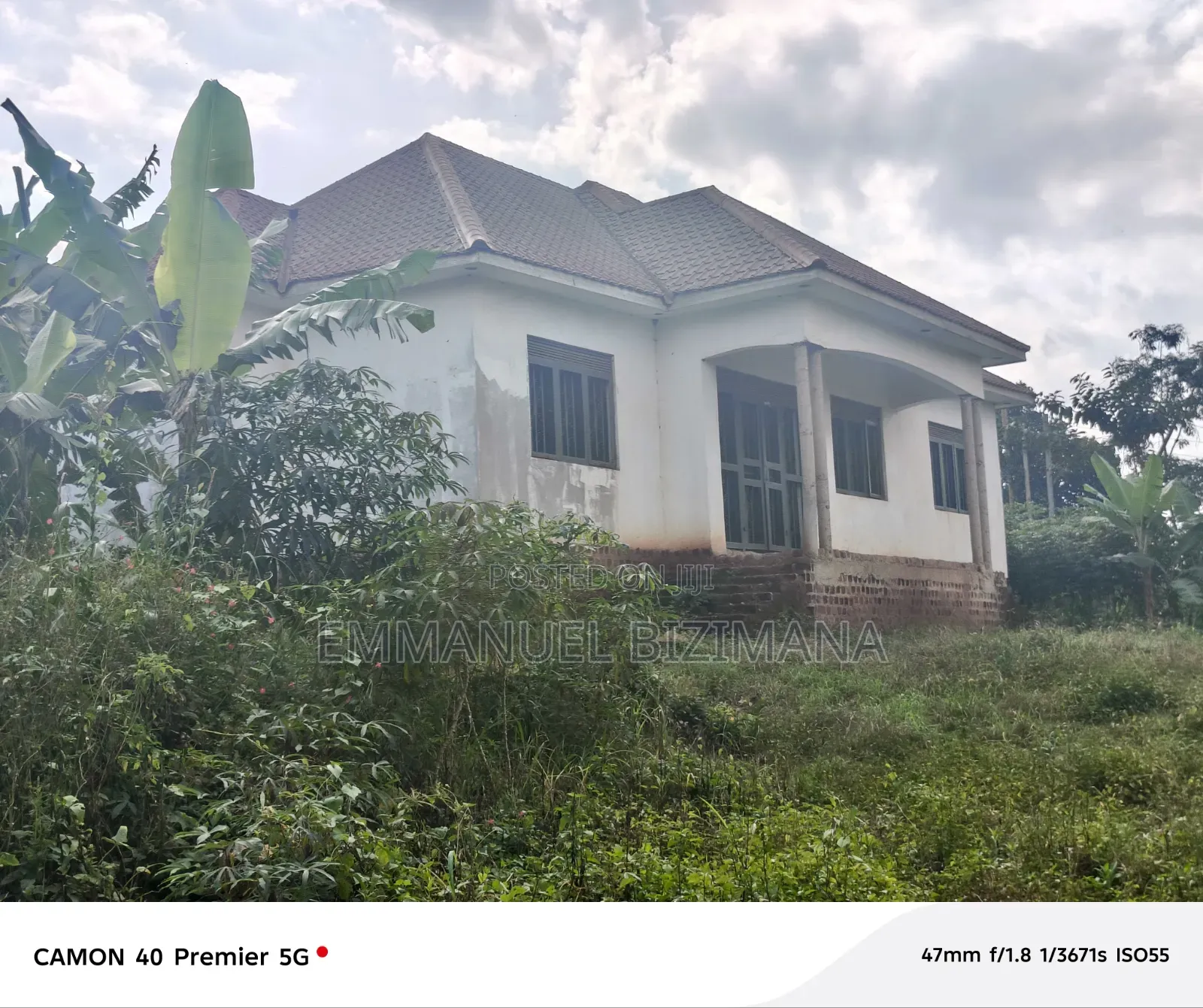 3bdrm Bungalow in Nabusugwe, Central Division for sale