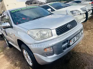 Toyota RAV4 Automatic 2002 Silver