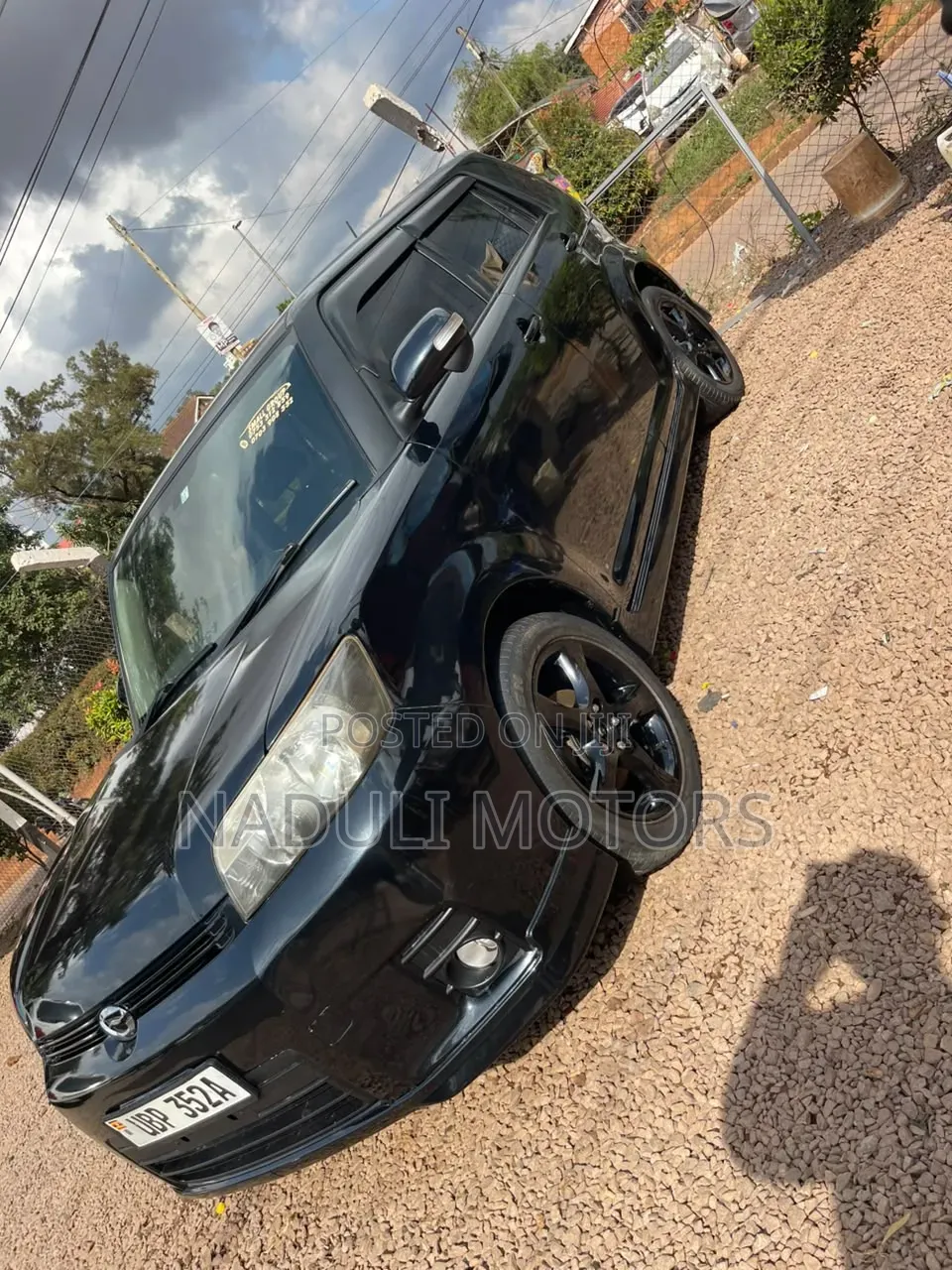 Toyota Corolla Rumion 2010 Black
