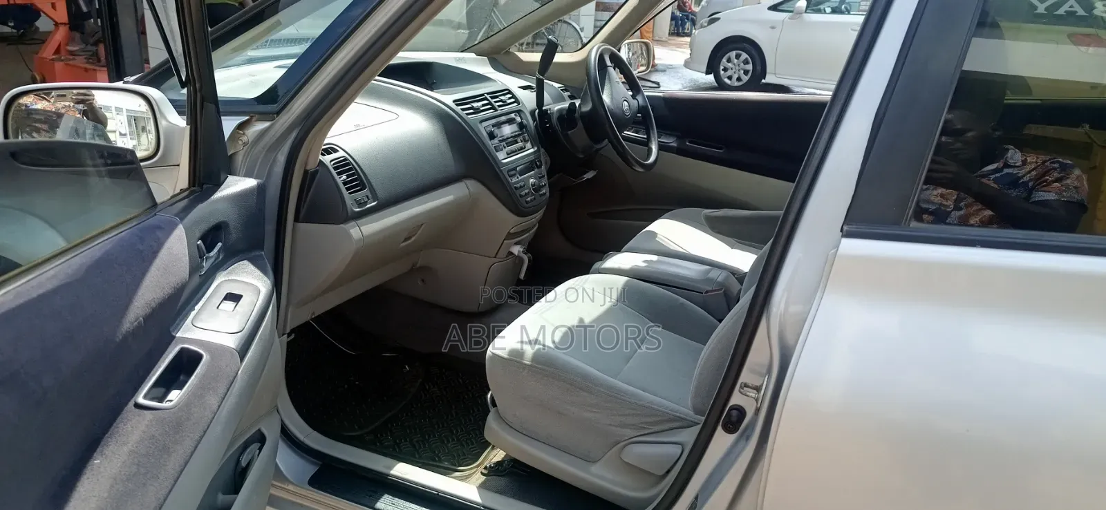 Toyota Opa 2002 Silver