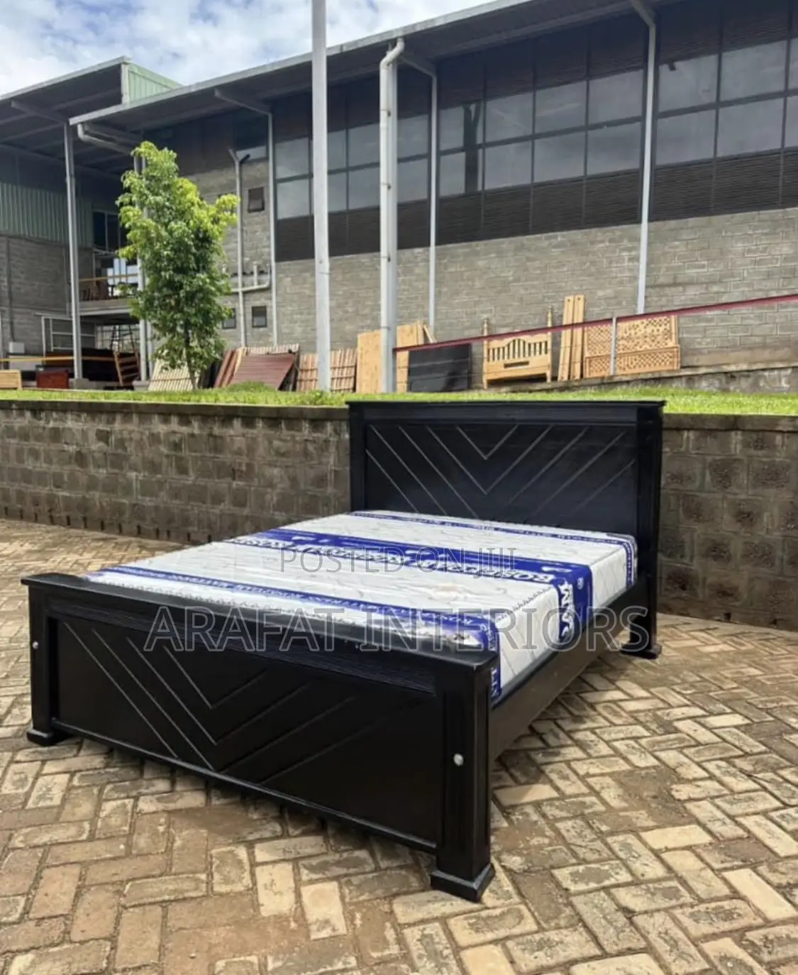5by6 Modern Black Wooden Bed
